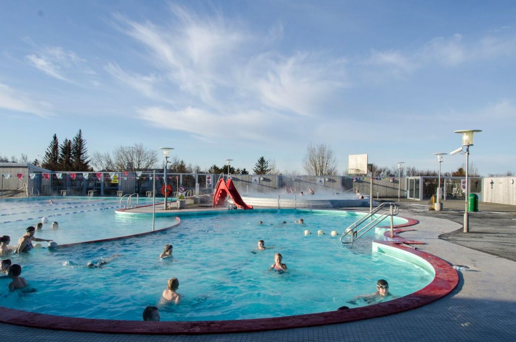 Vesturbaejarlaug-swimming-pool-reykjavik-1024×678